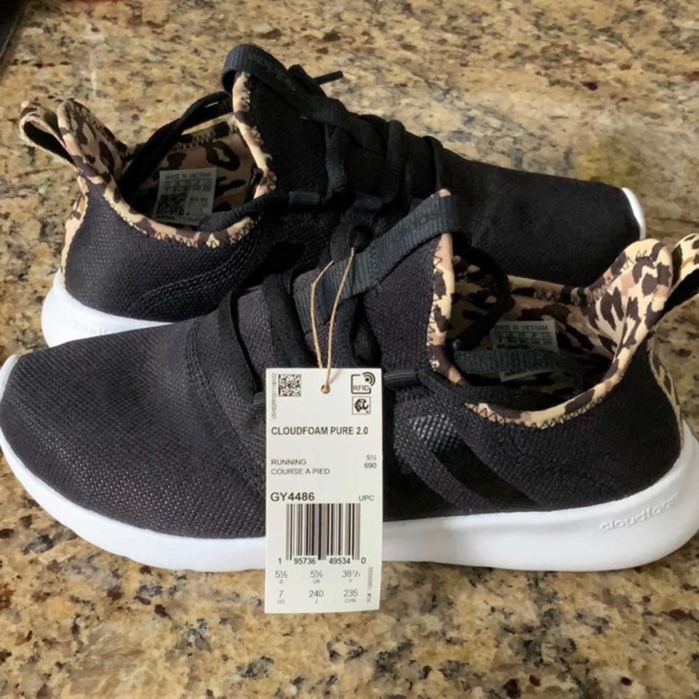 adidas womens Cloudfoam Pure 2.0 NWT